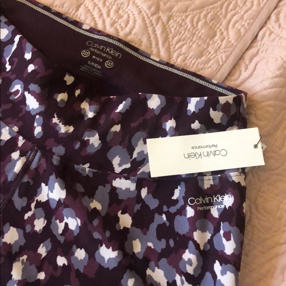 Calvin Klein Athletic leggings (never worn)